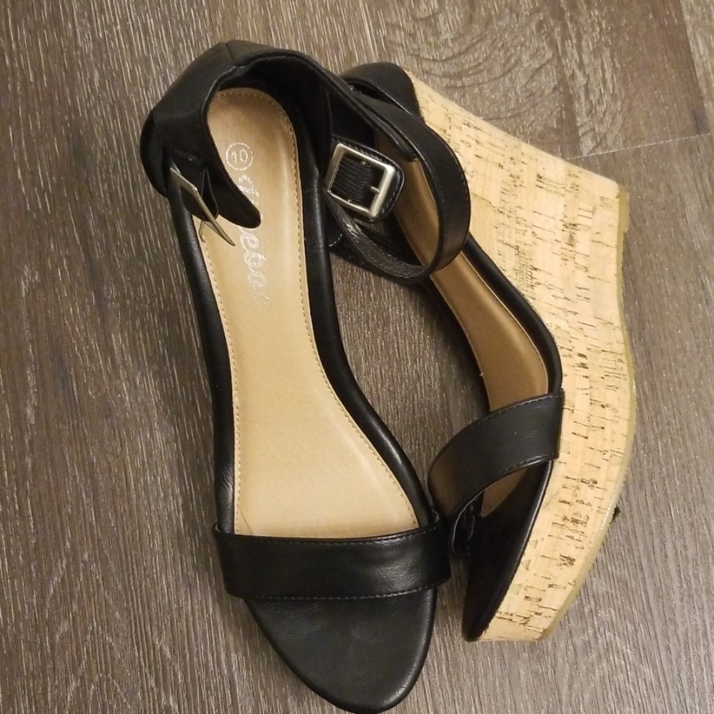 Black Material and Cork Wedges